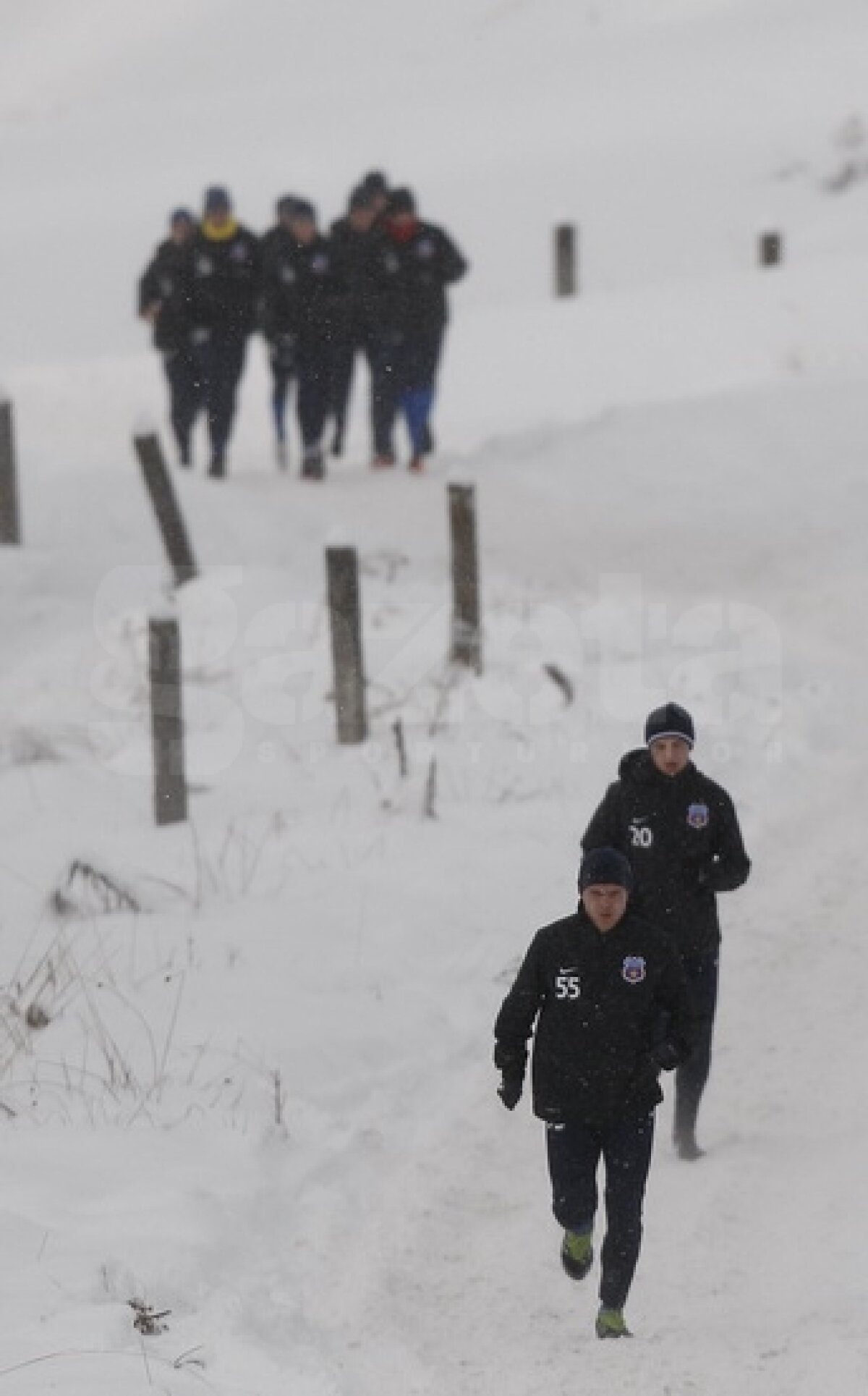 FOTO&VIDEO Steliştii înfruntă zăpada cu gîndul la Twente » "Gladiatorul" Bourceanu a fost cel mai energic ;)