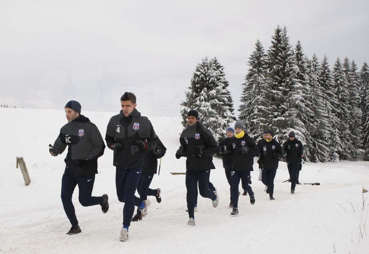 FOTO&VIDEO Steliştii înfruntă zăpada cu gîndul la Twente » "Gladiatorul" Bourceanu a fost cel mai energic ;)