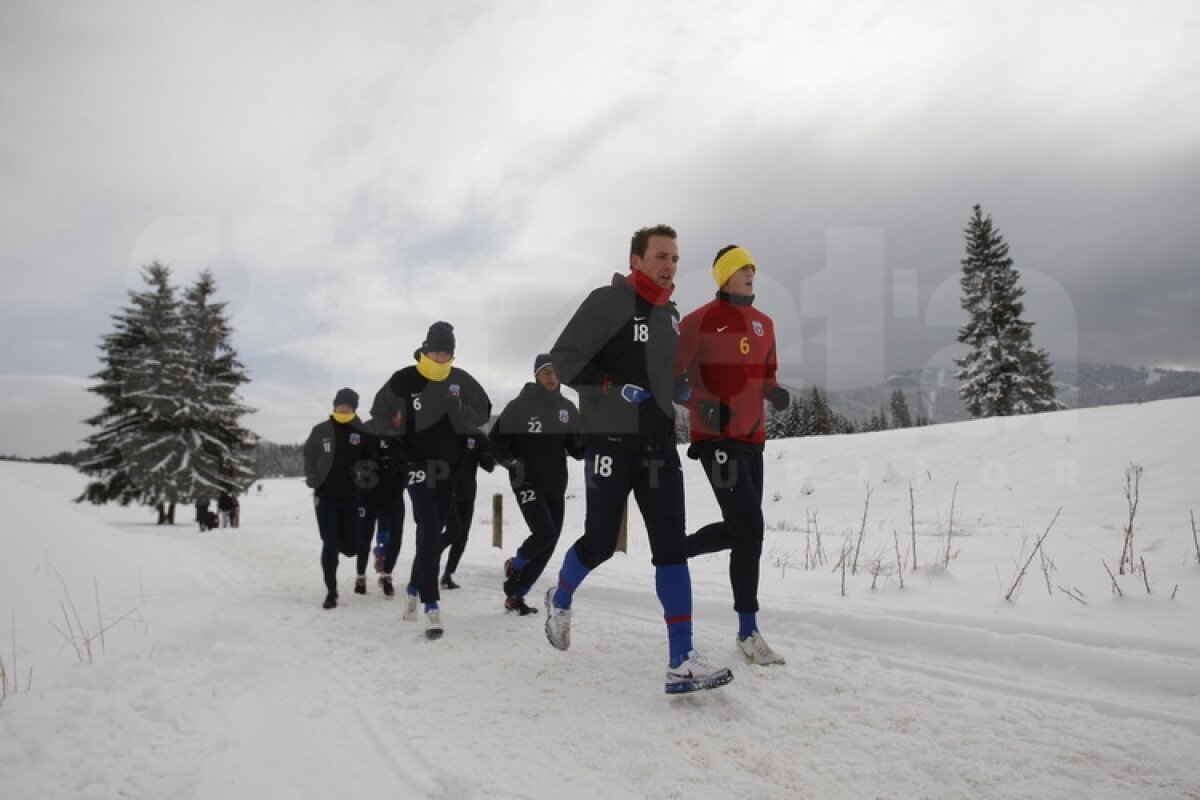 FOTO&VIDEO Steliştii înfruntă zăpada cu gîndul la Twente » "Gladiatorul" Bourceanu a fost cel mai energic ;)