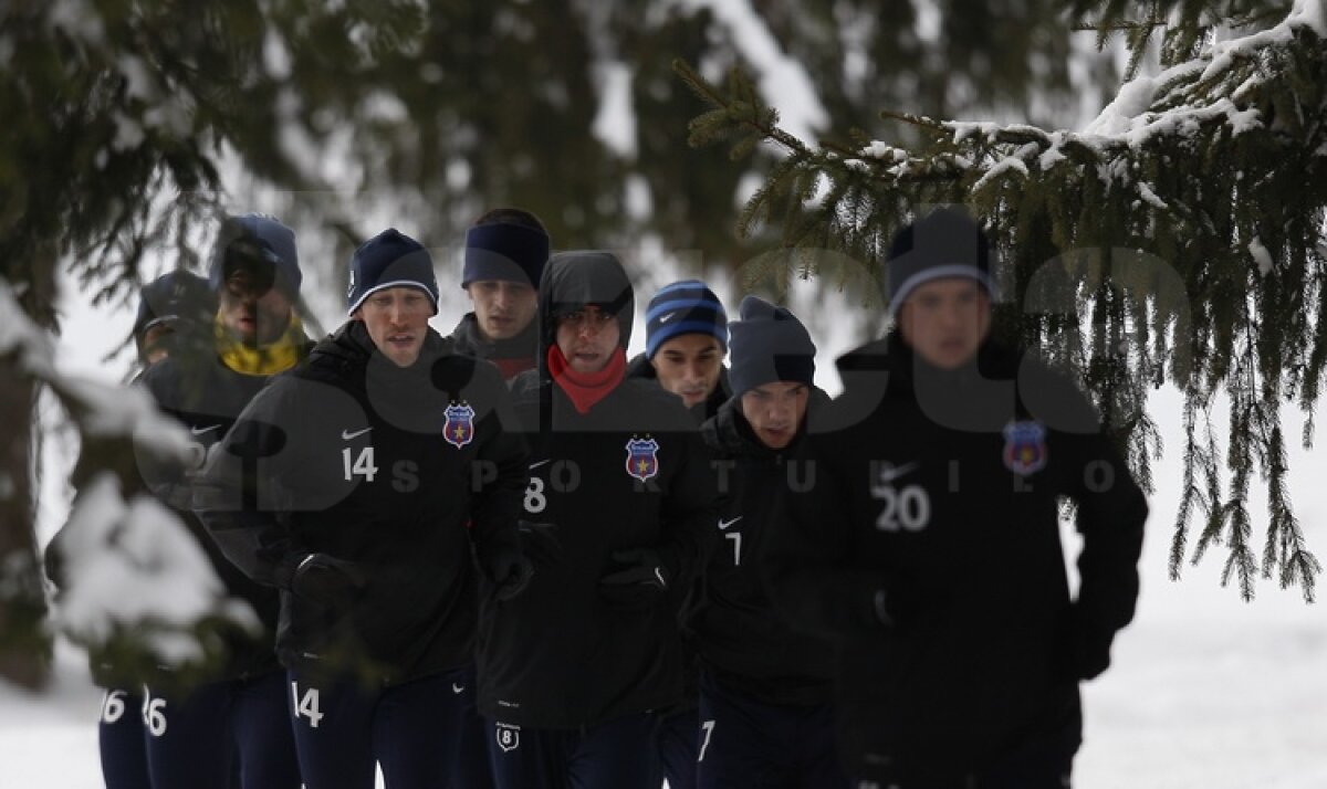 FOTO&VIDEO Steliştii înfruntă zăpada cu gîndul la Twente » "Gladiatorul" Bourceanu a fost cel mai energic ;)