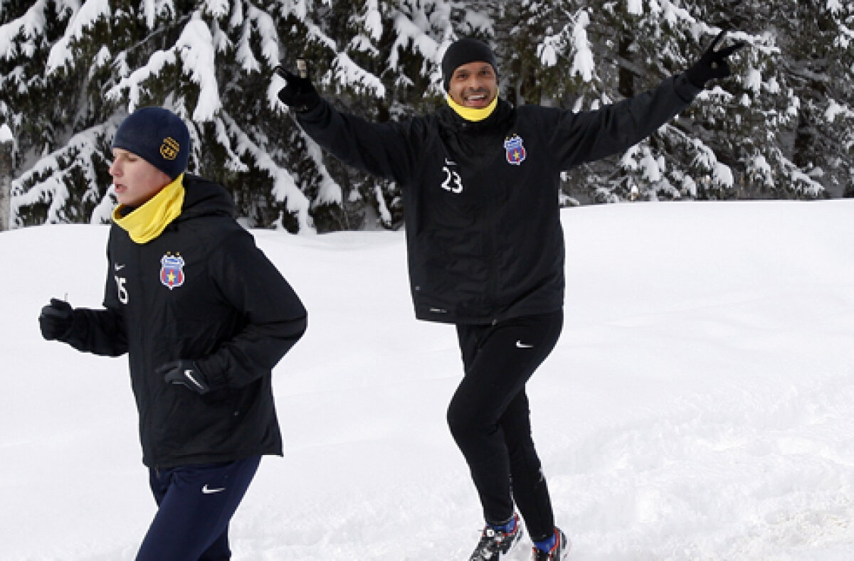 Momente din cantonamentul Stelei » Zăpadă, paznici şi glume