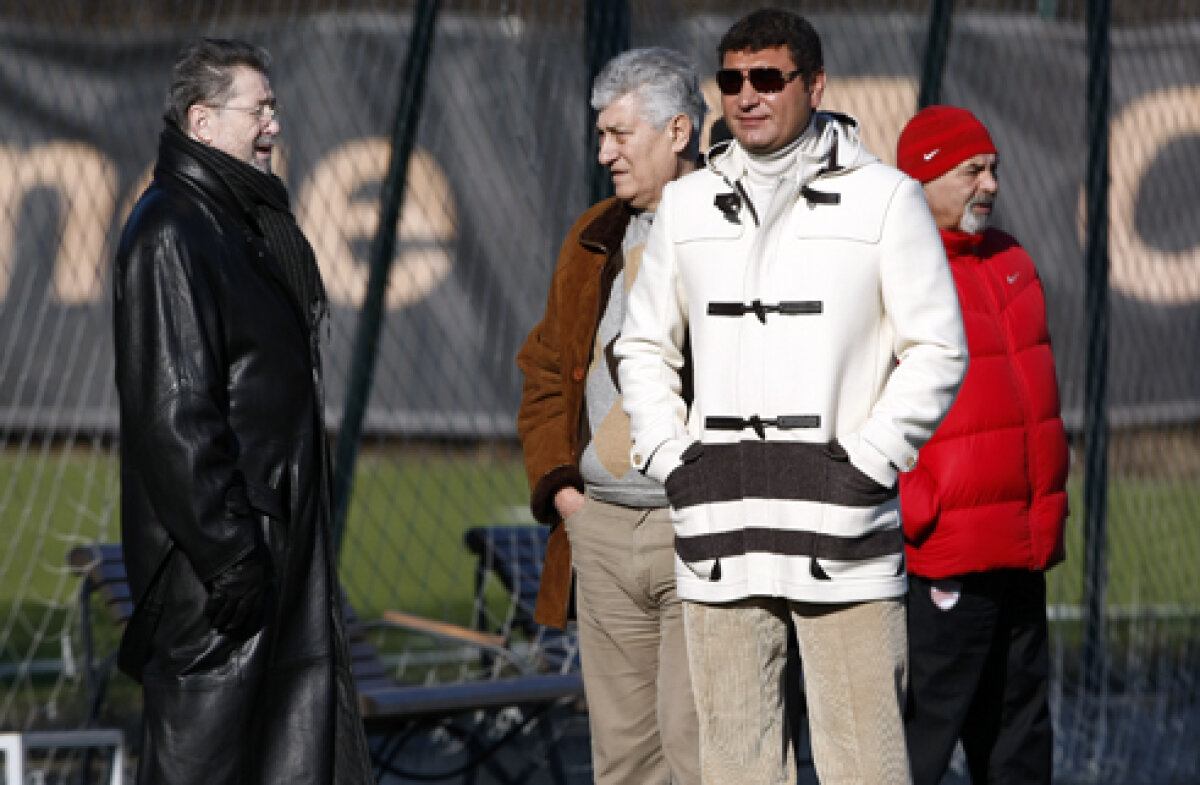 FOTO Borcea, şef în cantonament! » Acţionarul i-a urmărit pe dinamovişti la lucru