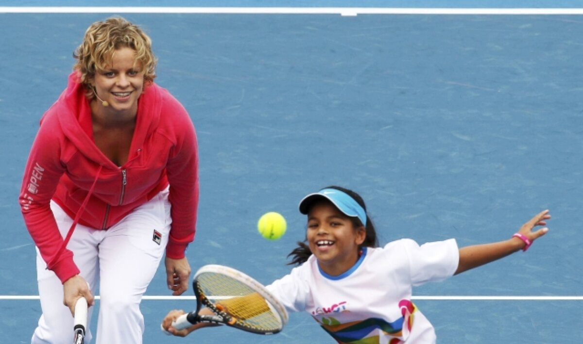 VIDEO ŞI FOTO Clijsters, Djokovici şi Nadal au făcut show înaintea startului la Australian Open