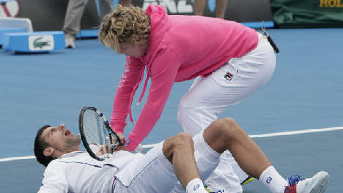 VIDEO ŞI FOTO Clijsters, Djokovici şi Nadal au făcut show înaintea startului la Australian Open