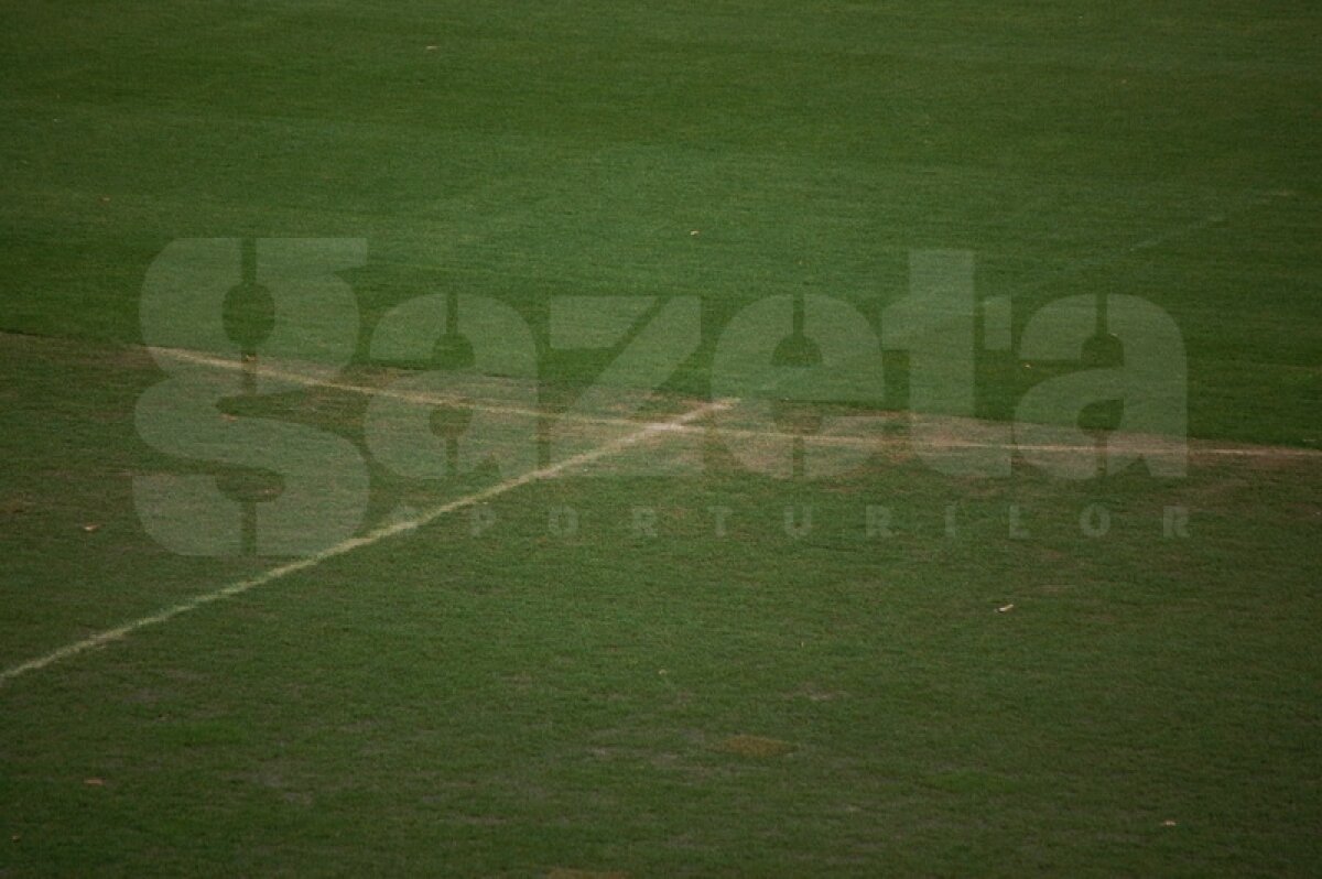 Coşmarul gazonului se întoarce! » Steaua -Twente în pericol, Maidanul Naţional Arena!