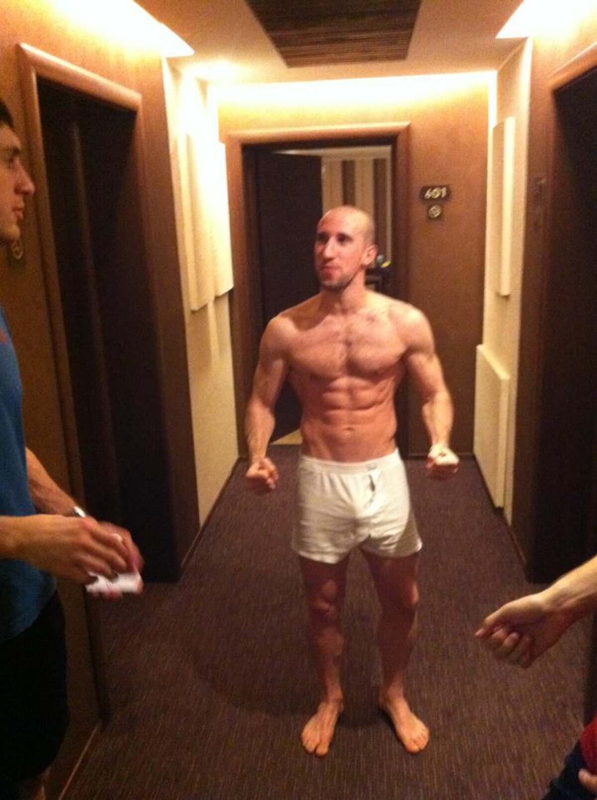 Ce face Ilie Stan din stelişti » Latovlevici CYBORG 3 :)