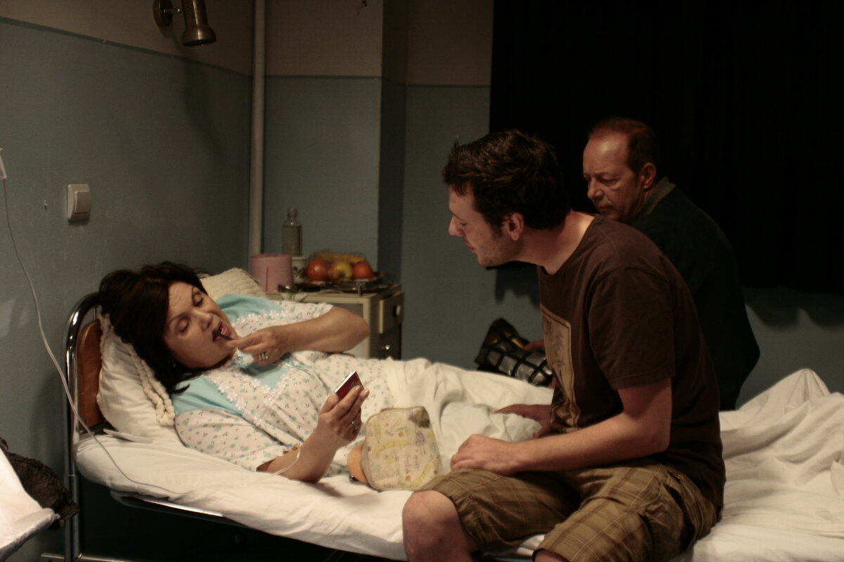 Actorul Bogdan Dumitrache povesteşte despre primul lui rol, acela de atacant: "Eram fotbalist. Din întîmplare, am ajuns artist"