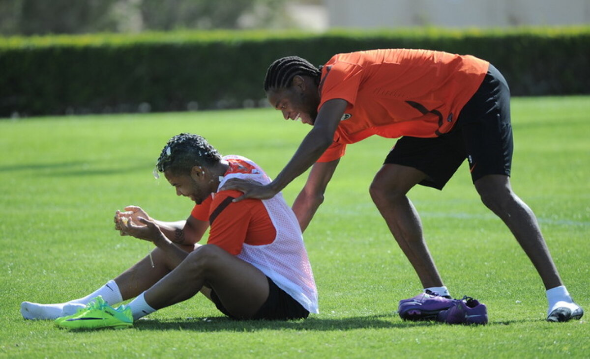 FOTO Glume la Şahtior: Dentinho făcut cu ouă şi cu făină de ziua lui