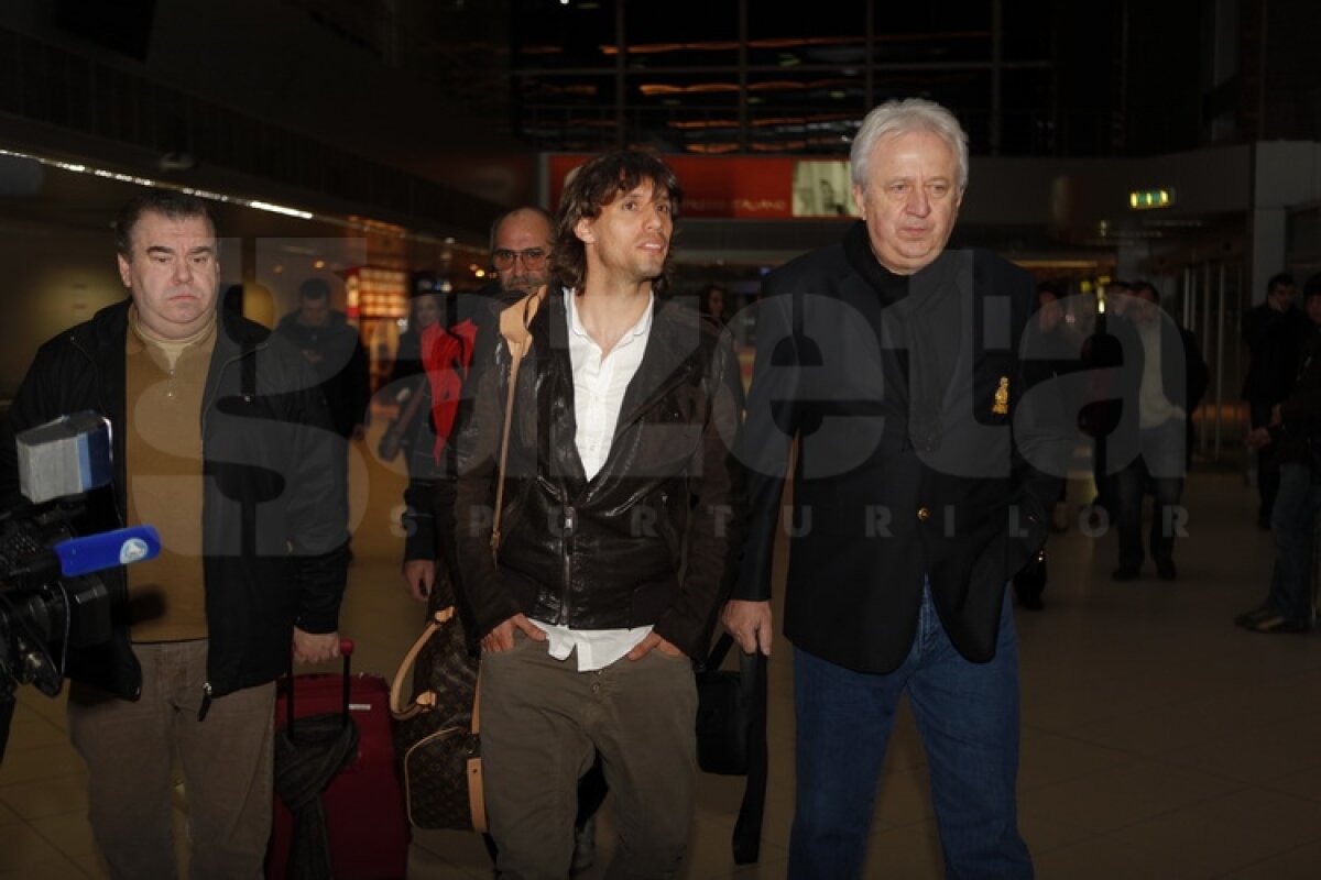 FOTO Ciobotariu are un nou "cîine" în lot » Joao Alves: "Am venit să iau campionatul cu Dinamo!"