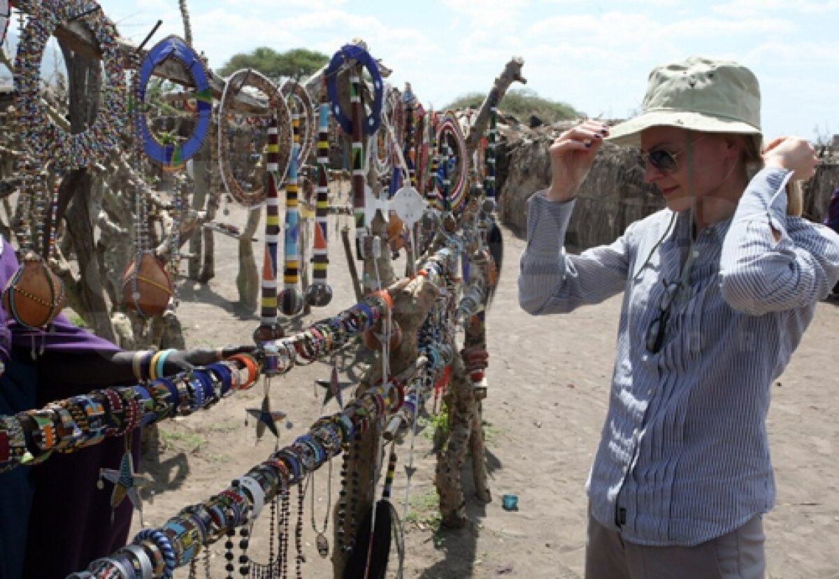 GALERIE FOTO Viaţa în Tanzania şi Zanzibar! » Hagi e iubit chiar şi aici