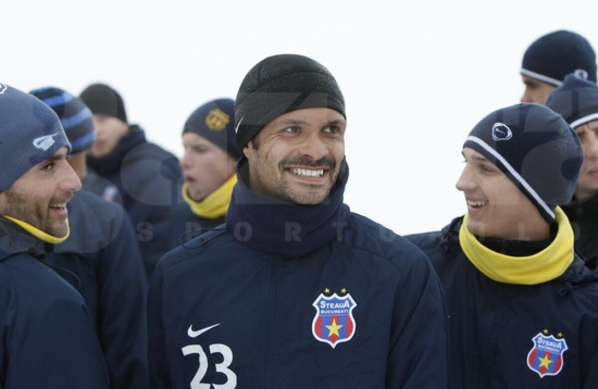 FOTO Dacă voi nu mă vreţi, eu vă vreau » Geraldo face declaraţii de dragoste Stelei