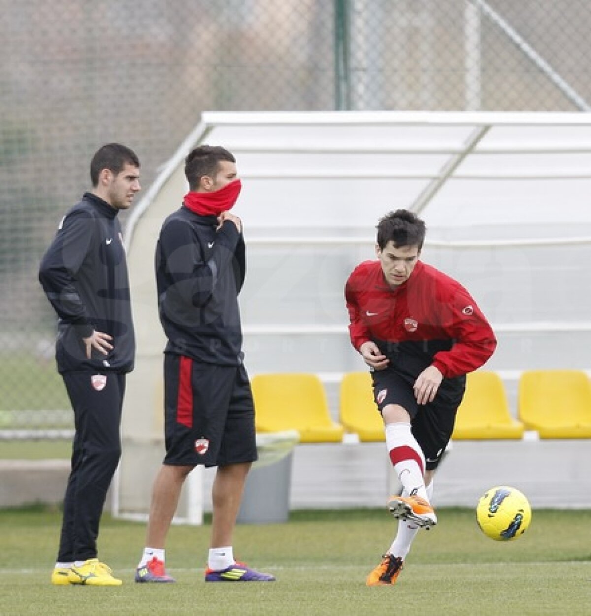 FOTO Pulhac are un sfat pentru Steaua: "Dacă vrea să-şi schimbe faţa, să-şi pună mască" :)