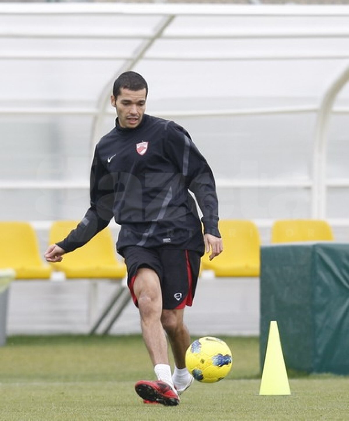 FOTO Pulhac are un sfat pentru Steaua: "Dacă vrea să-şi schimbe faţa, să-şi pună mască" :)