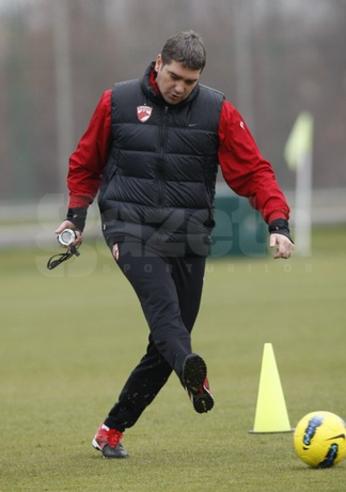 FOTO Pulhac are un sfat pentru Steaua: "Dacă vrea să-şi schimbe faţa, să-şi pună mască" :)