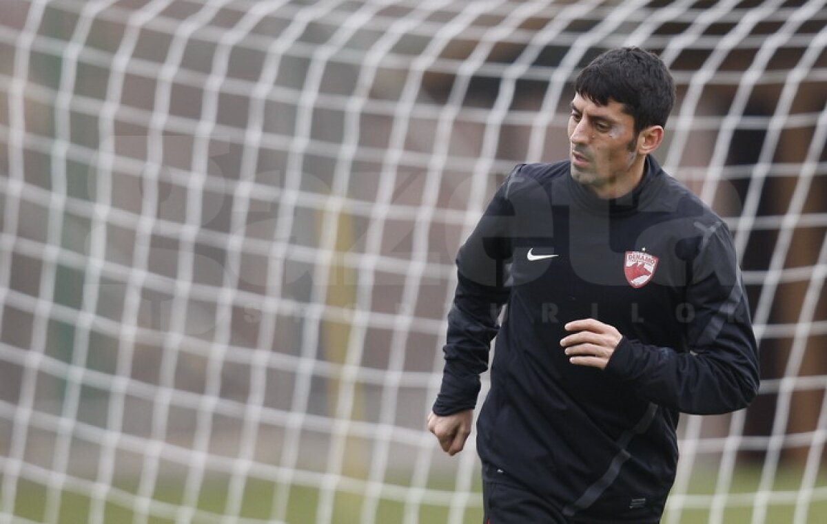 FOTO Pulhac are un sfat pentru Steaua: "Dacă vrea să-şi schimbe faţa, să-şi pună mască" :)