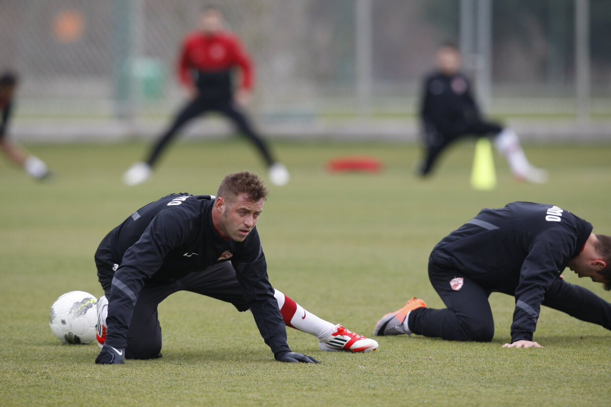 FOTO Pulhac are un sfat pentru Steaua: "Dacă vrea să-şi schimbe faţa, să-şi pună mască" :)