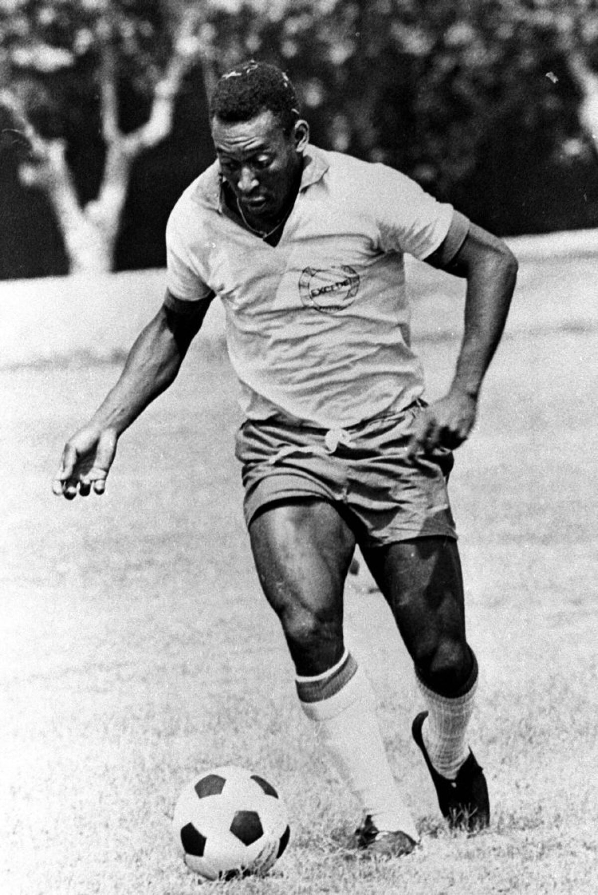 Pele vorbeşte despre importanţa sa în istorie: "Am eliberat fotbalul brazilian din sclavie!"