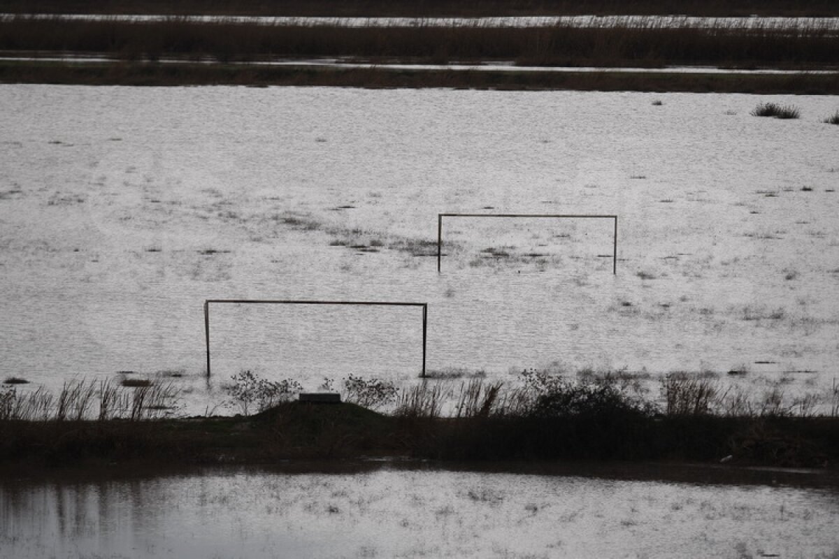 FOTO Antalya sub ape » Ploile au dat peste cap programul echipelor