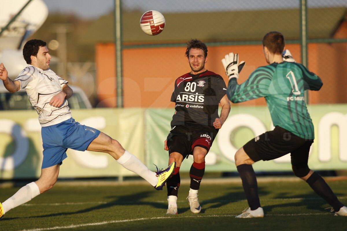 FOTO Rapid cîştigă şi cel de-al doilea amical din Antalya: 3-1 cu Daugava