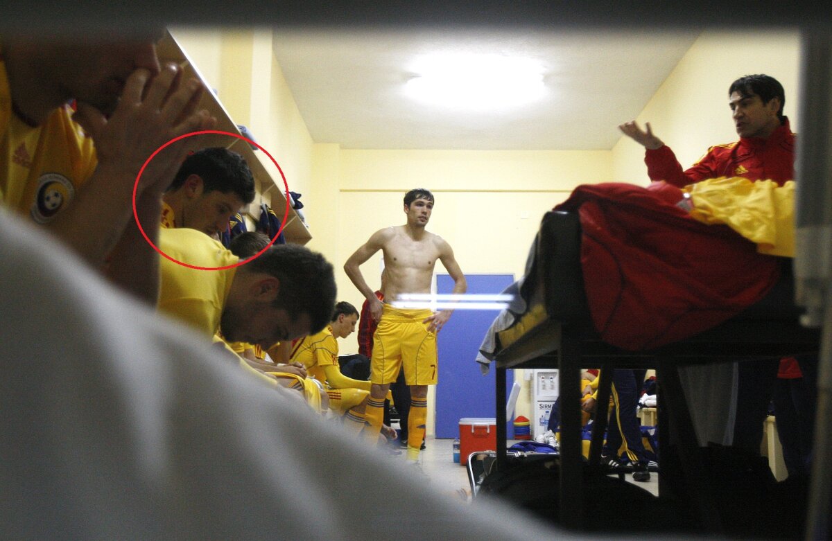 Fotoreporterul GSP a surprins imagini inedite din vestiarul ”naţionalei” de la amicalul cu Turkmenistan, 4-0