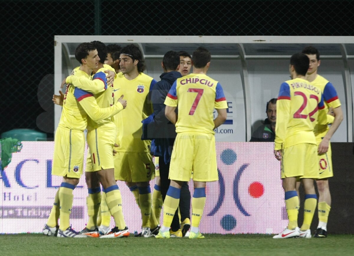 FOTO » Steaua cîştigă de la punctul cu var primul amical al iernii, 2-1 cu Levski Sofia