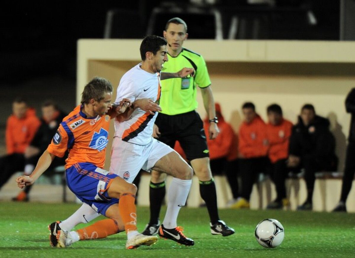 FOTO & VIDEO » Fără Mircea Lucescu, Şahtior a cîştigat primul meci la Copa del Sol