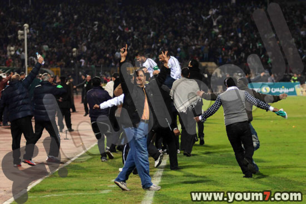FOTO & VIDEO O nouă tragedie în fotbal! 73 de oameni au murit la un meci din Egipt!