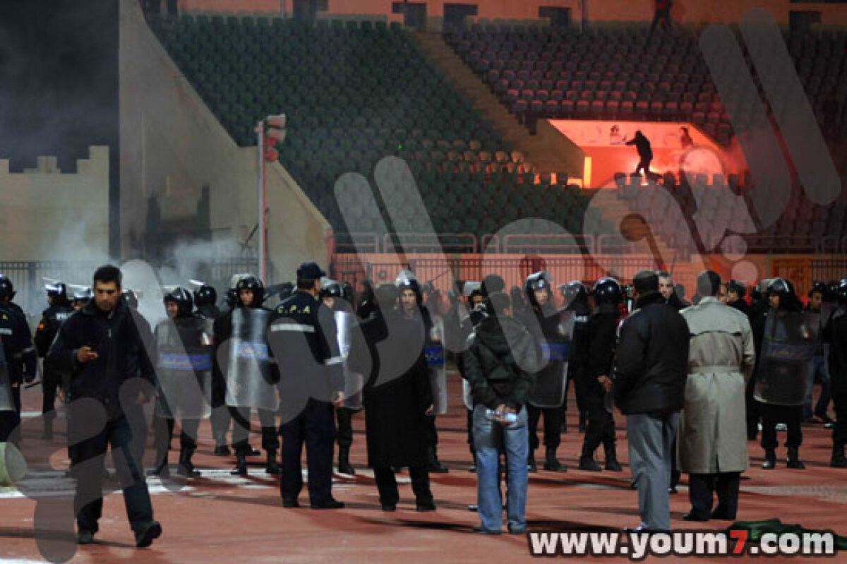 FOTO & VIDEO O nouă tragedie în fotbal! 73 de oameni au murit la un meci din Egipt!