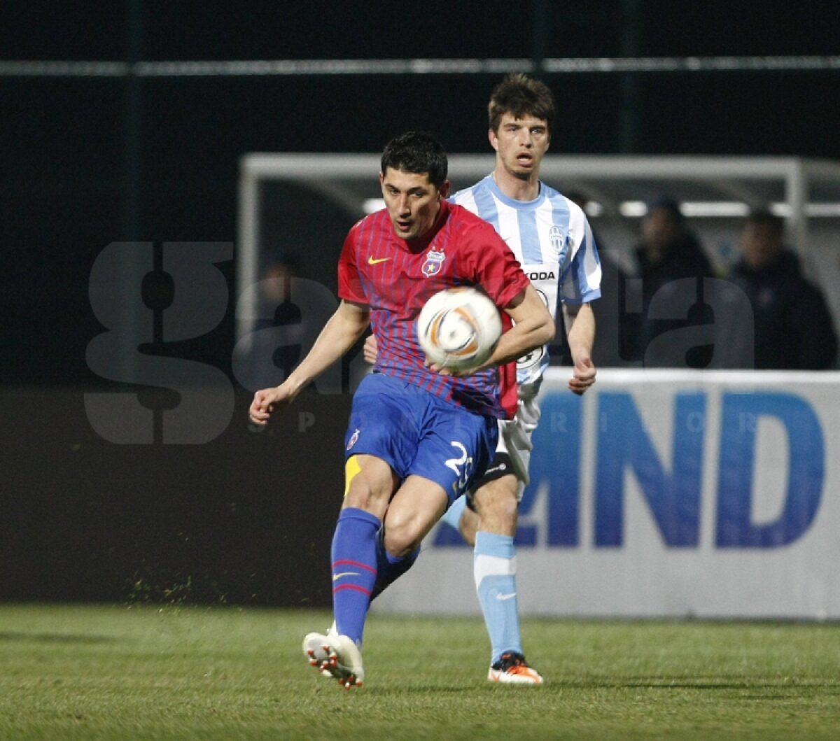 FOTO » Steaua pierde primul meci în 2012, 2-3 cu Mlada Boleslav
