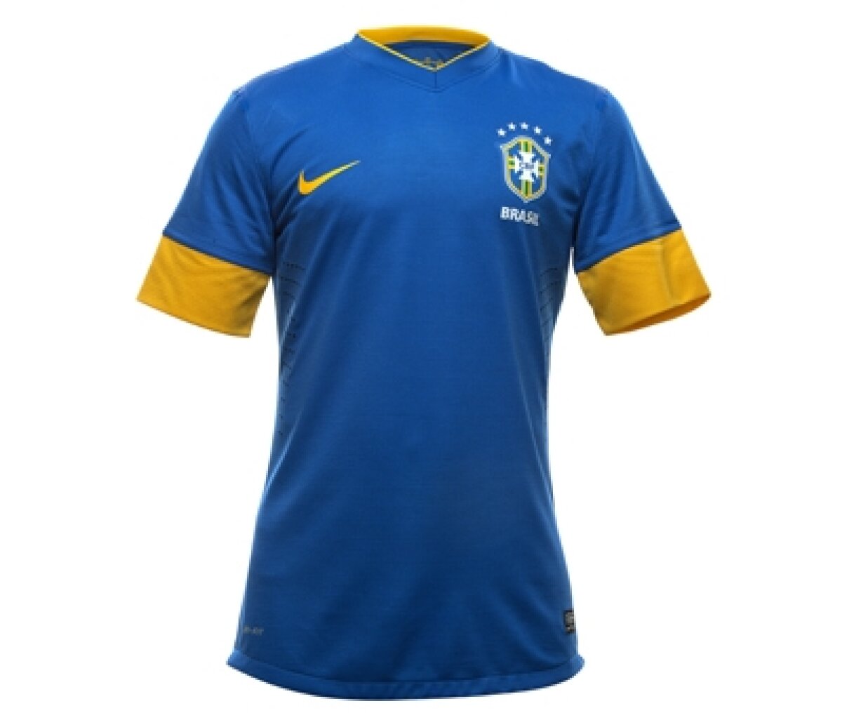 FOTO&VIDEO Jeitinho Brasilerio » Pato şi Neymar au prezentat noul echipament al Braziliei