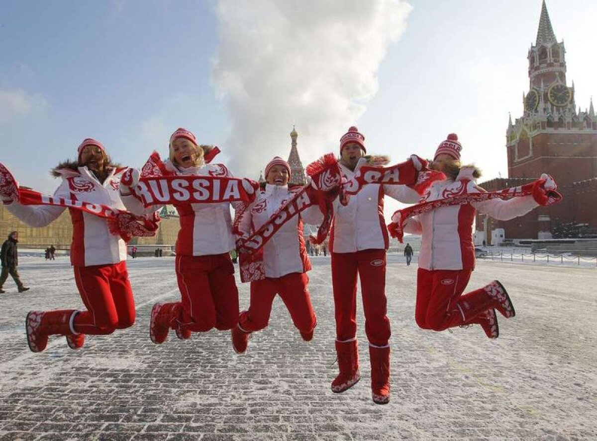 GALERIE FOTO Şarapova a animat Moscova: irezistibilă pînă şi-n Piaţa Roşie
