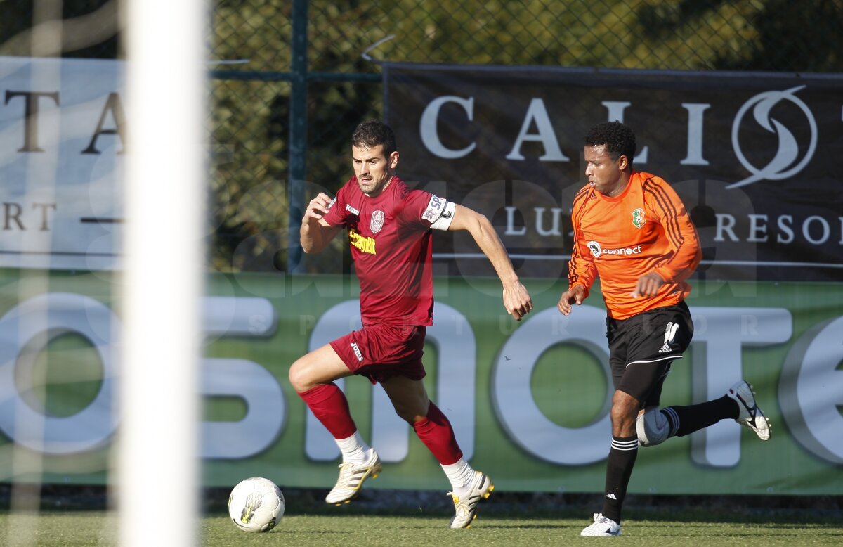 FOTO CFR Cluj cîştigă primul meci din 2012, după 1-0 cu Litex