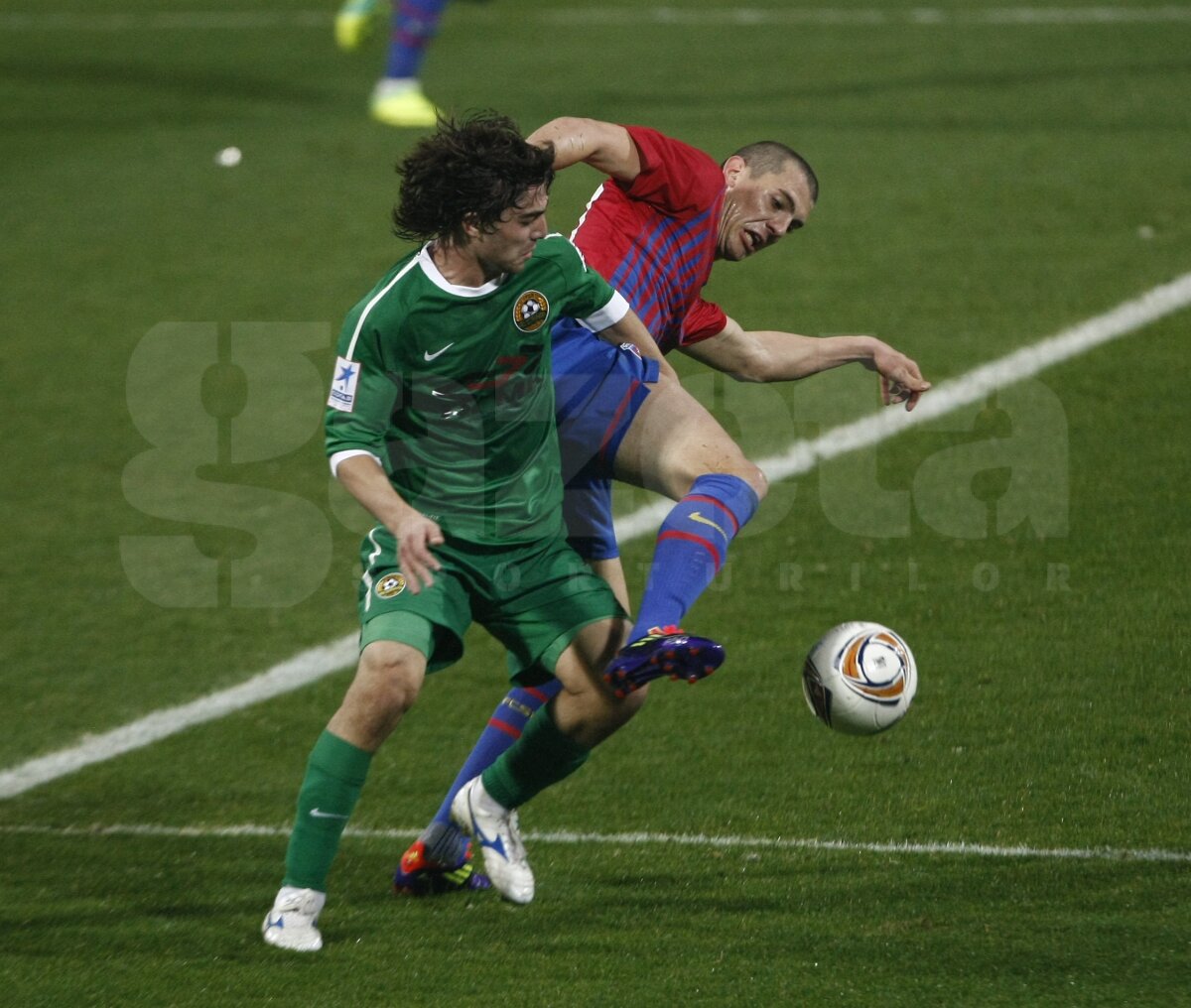 Steaua a trecut testul Kuban » "Roş-albaştrii" au surclasat echipa lui Dan Petrescu, scor 3-0