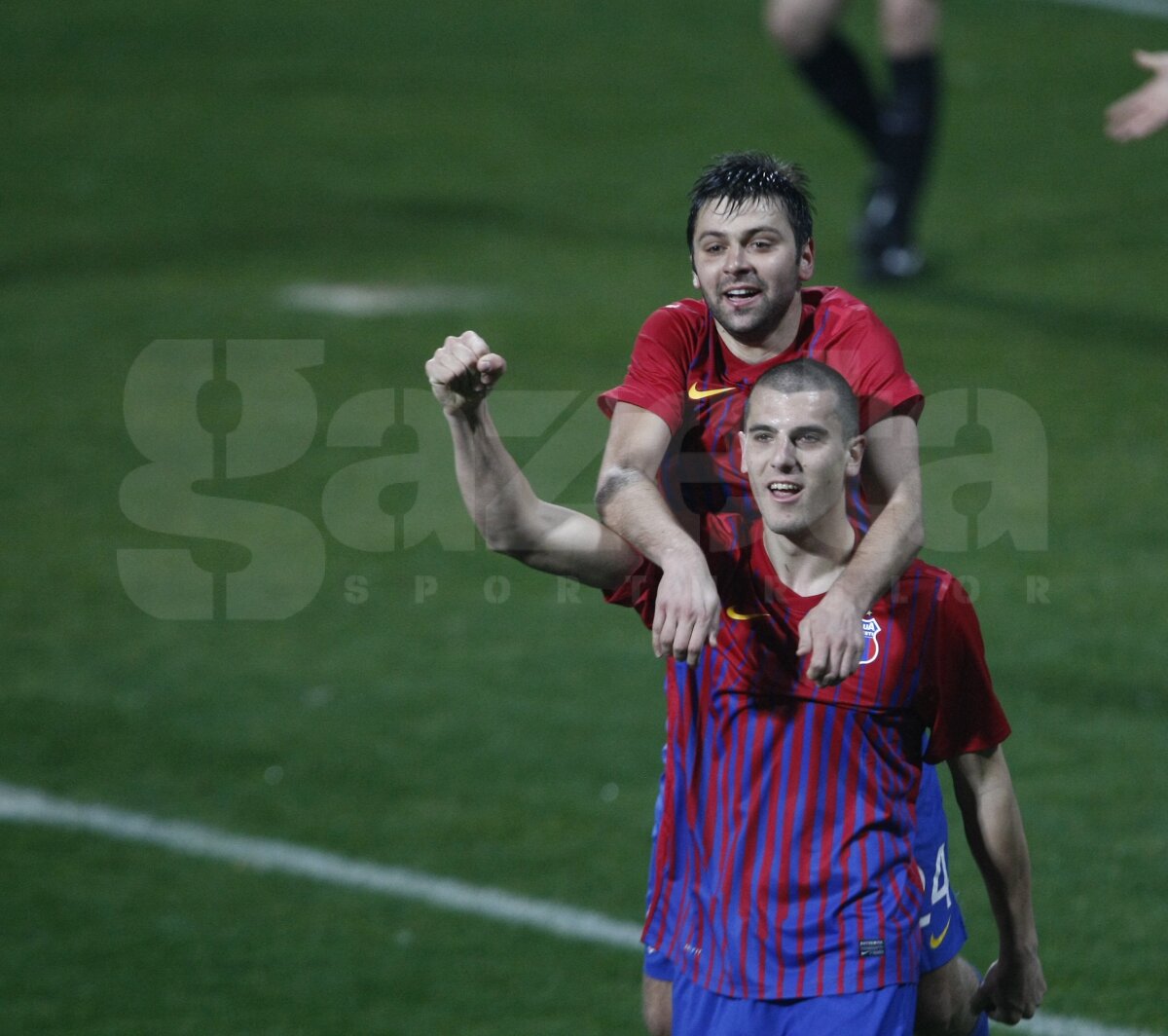 Steaua a trecut testul Kuban » "Roş-albaştrii" au surclasat echipa lui Dan Petrescu, scor 3-0