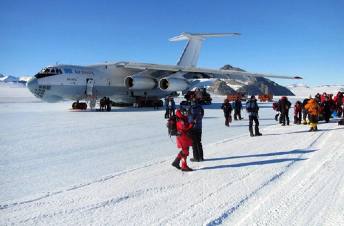60 de copii la Polul Sud » Poveste emoţionantă despre aventură, sport şi viaţă, spusă copiilor de temerarul Coco Galescu, la întoarcerea din Antarctica