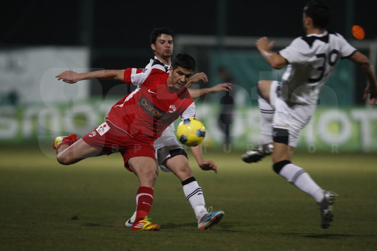 FOTO » Dinamo a cîştigat în premieră în 2012, 4-0 cu Zimbru Chişinău