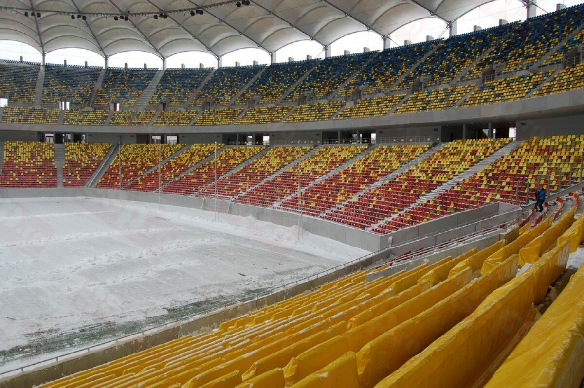 GALERIE FOTO / Probleme pentru Steaua » Gazonul de pe Naţional Arena arată GROAZNIC!