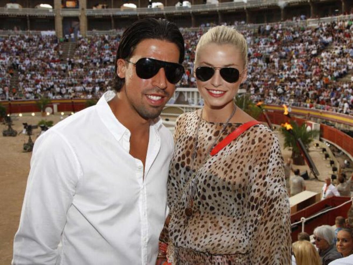 GALERIE FOTO Khedira îşi arată iubita într-o apariţie incitantă