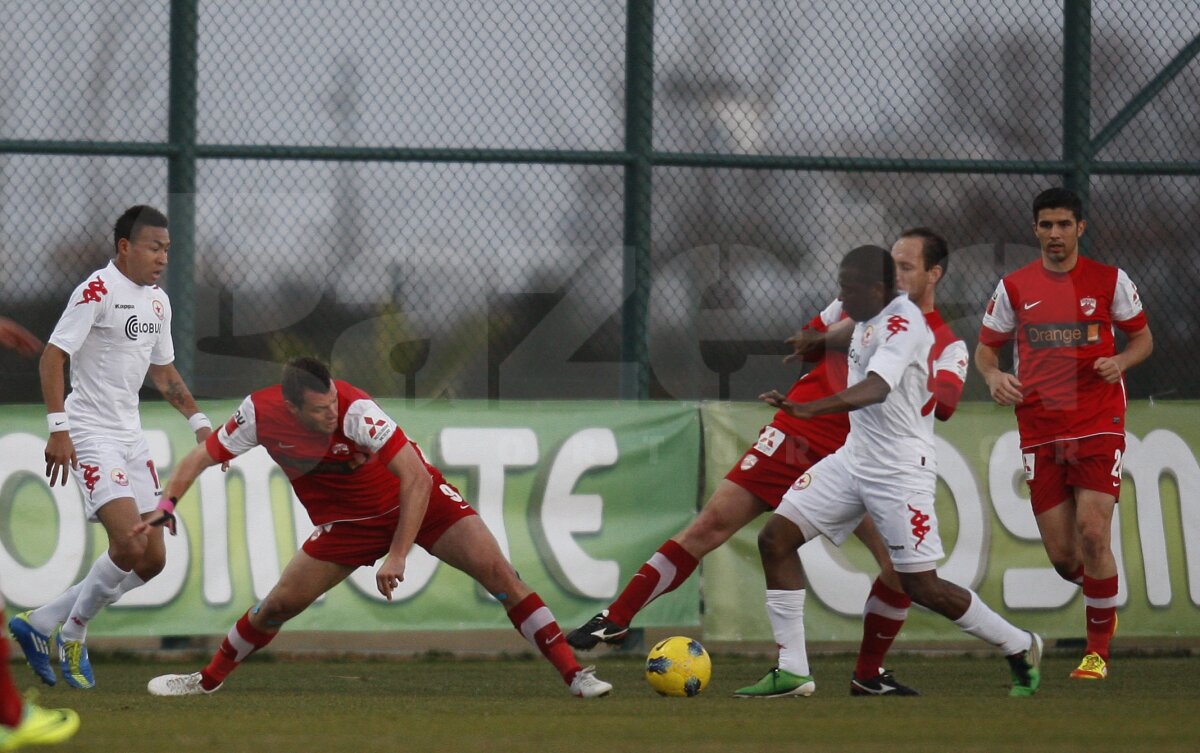 Dinamo a cîştigat Cupa Taurus, după 2-1 cu ŢSKA Sofia