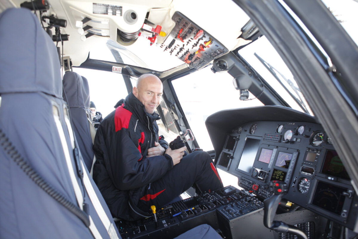 EXCLUSIV GSP Imagini cu jucătorii Oţelului scoşi din nămeţi cu elicopterul » SMURD de lux