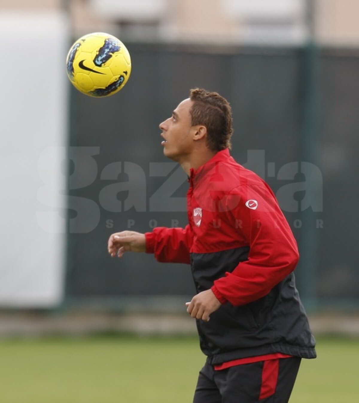 FOTO Jucătorii veniţi în probe s-au antrenat pentru prima dată alături de dinamovişti