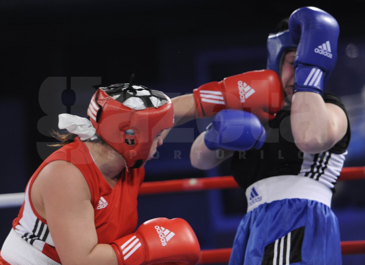 FOTO » Viorel Simion şi-a apărat centura WBC Internaţional în faţa lui Edgar Riovalle