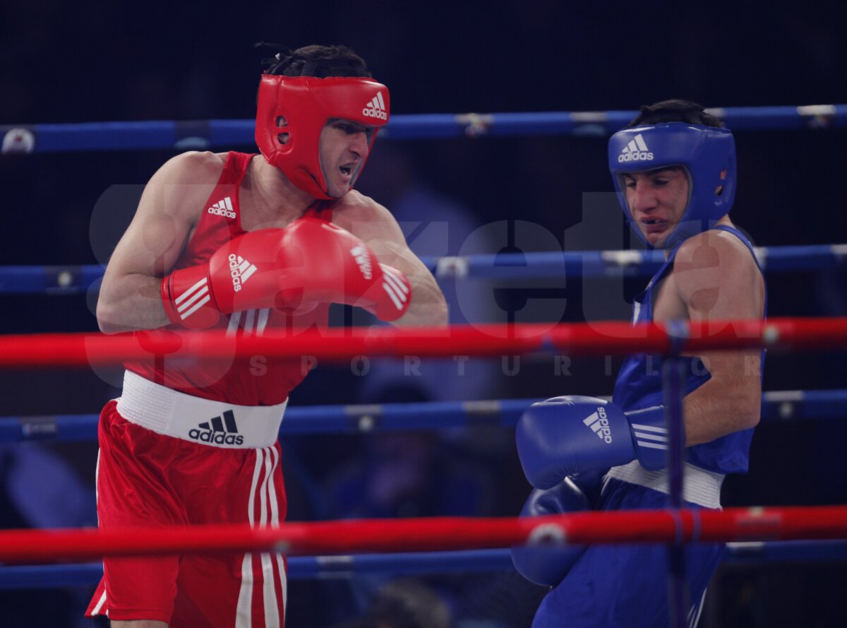 FOTO » Viorel Simion şi-a apărat centura WBC Internaţional în faţa lui Edgar Riovalle