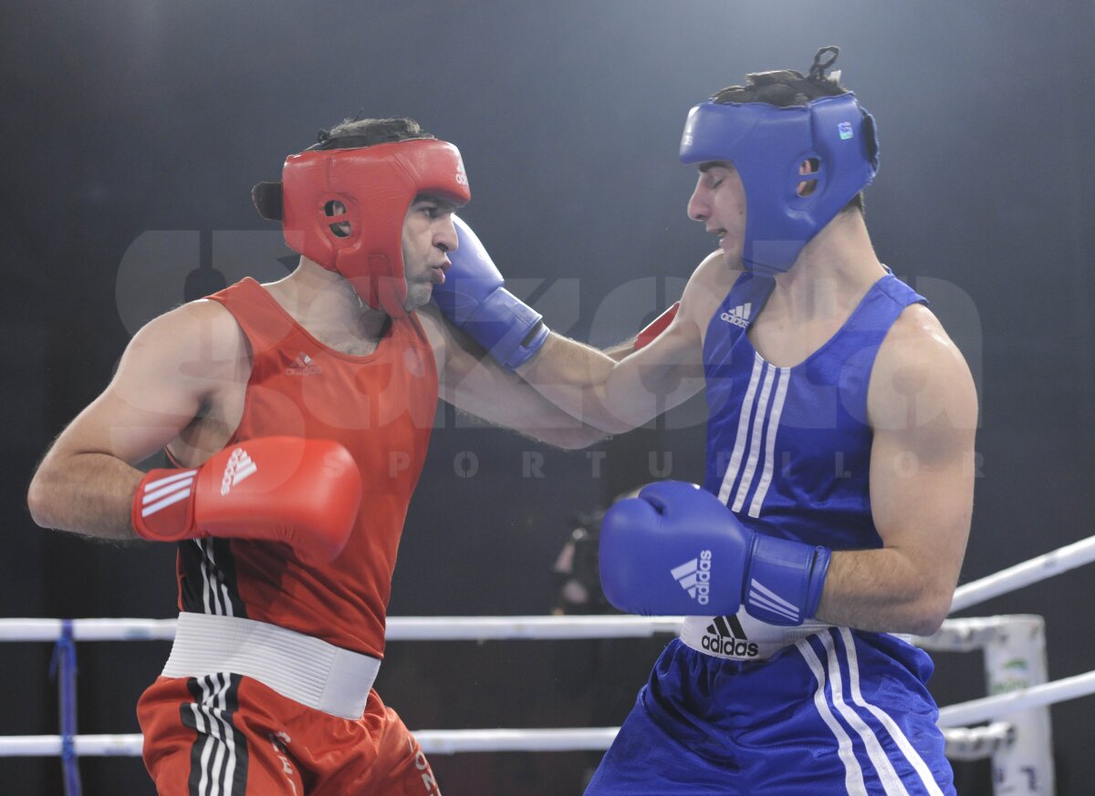 FOTO » Viorel Simion şi-a apărat centura WBC Internaţional în faţa lui Edgar Riovalle