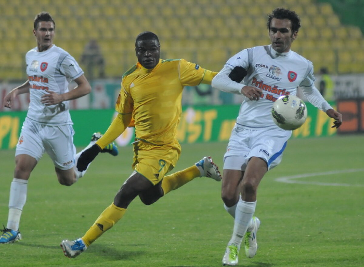 FOTO Bătrîni, da' buni » "Veteranii" greu de înlocuit ai Ligii 1