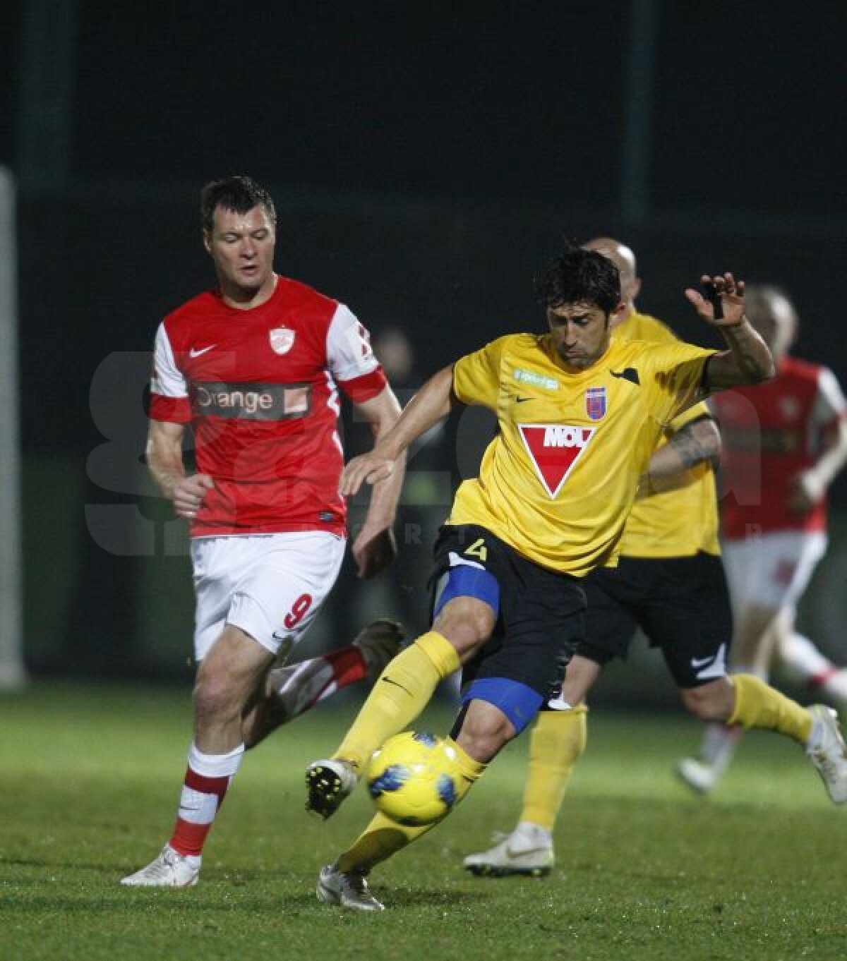 FOTO Dinamo remizează cu locul 3 din Ungaria, Videoton (0-0)