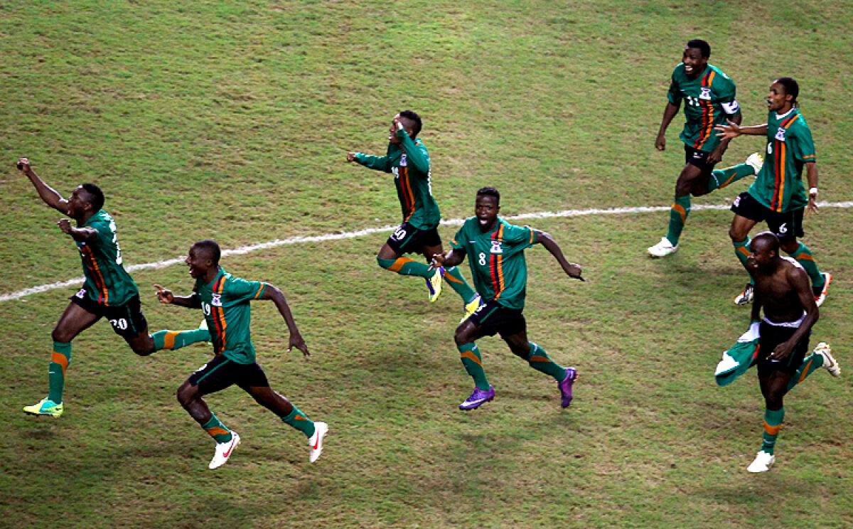 VIDEO şi GALERIE FOTO Victoria Zambiei, cu dedicaţie: ”Pentru victimele accidentului aviatic din 1993”