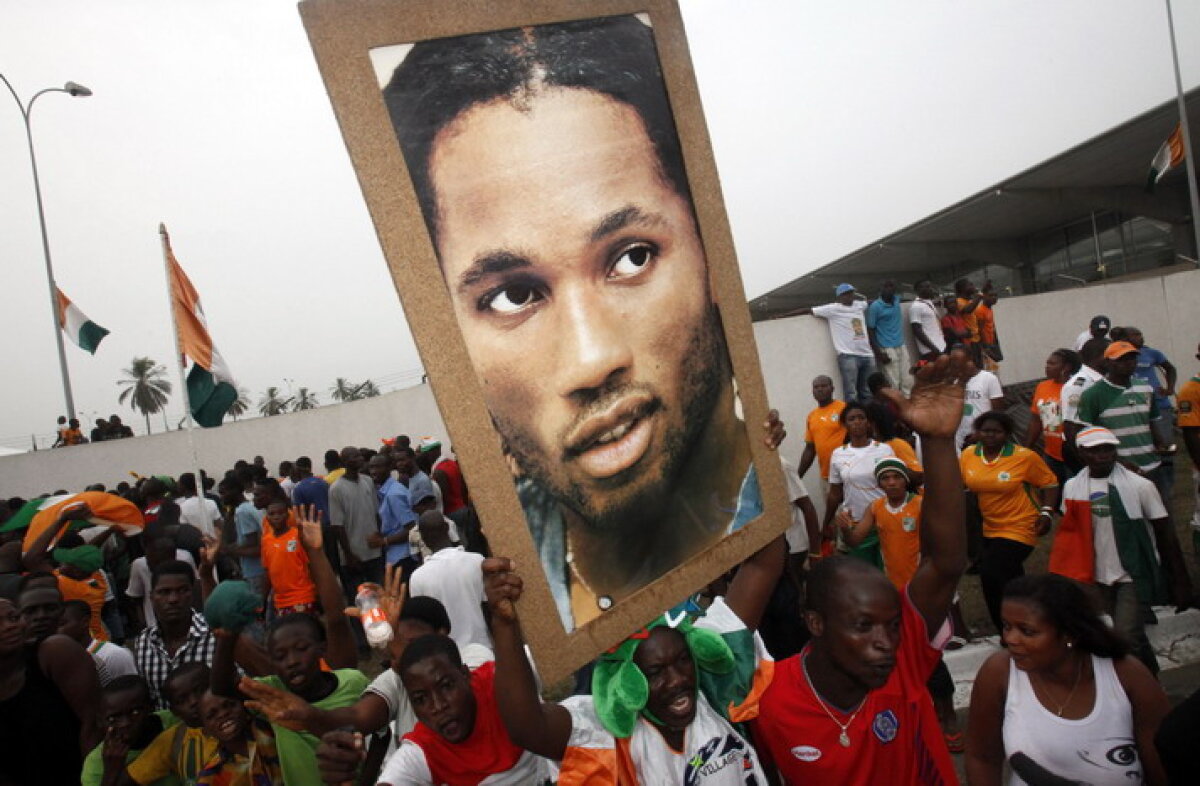 GALERIE FOTO Sărbătoare naţională în Cote d'Ivoire» Deşi învinşi în finală, ivorienii au fost primiţi senzaţional la revenirea acasă