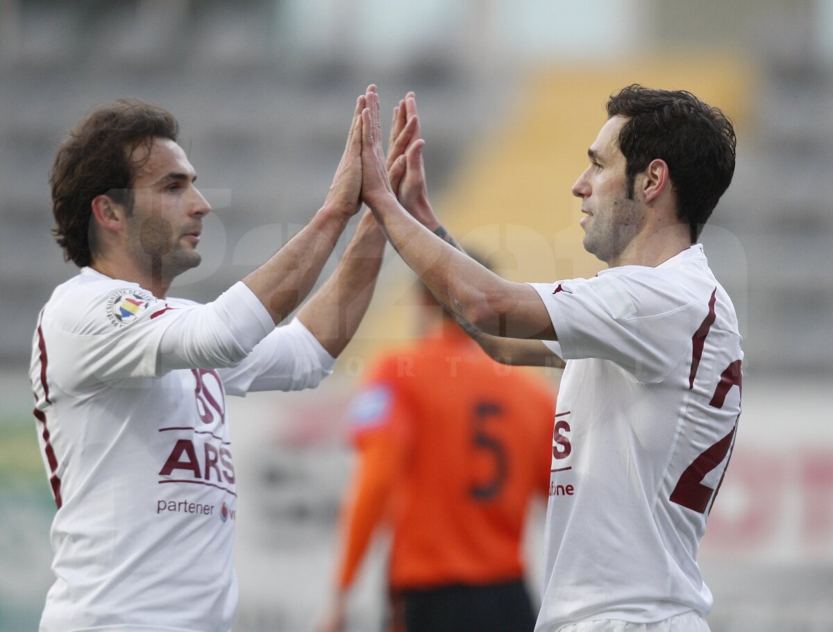 Duelul Luceştilor s-a încheiat la egalitate » Rapid - Şahtior 1-1