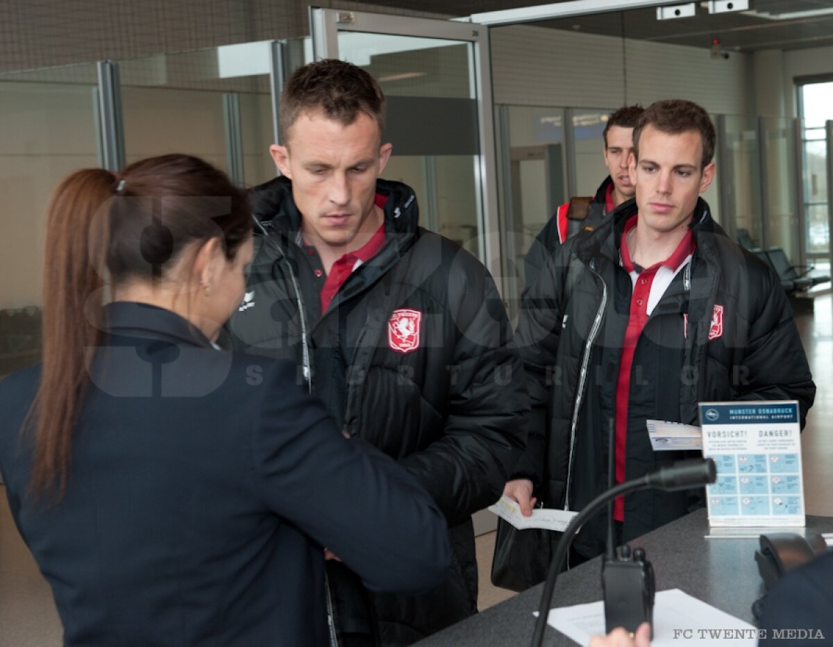 FOTO Twente a studiat-o pe Steaua şi în avion